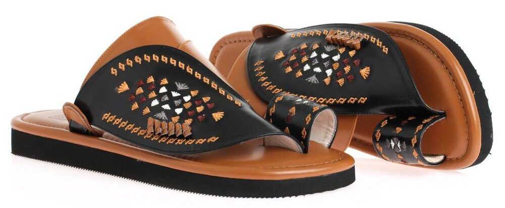 نعال مطرز تاسومة