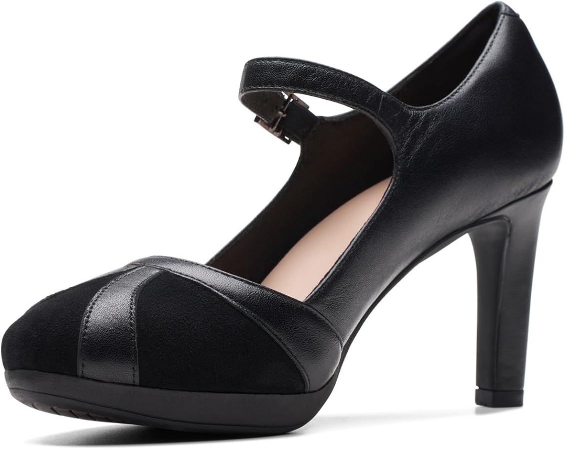 حذاء Clarks Women's Ambyr Light Pump