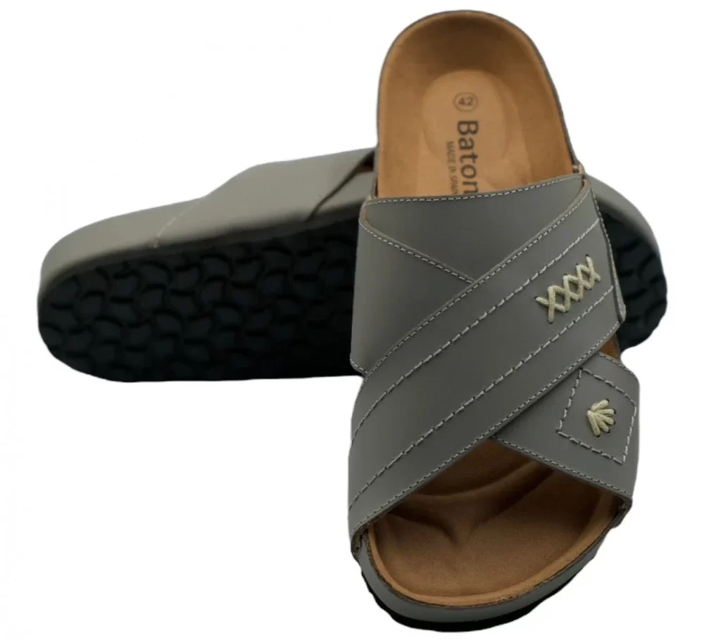 نعال مطرز رجالي كاجوال سادة من باتونيا