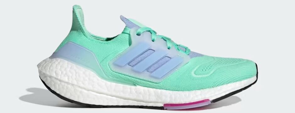 حذاء أديداس Ultraboost 22