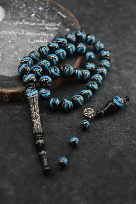 سبحة مرجان أسود مع فيروز 